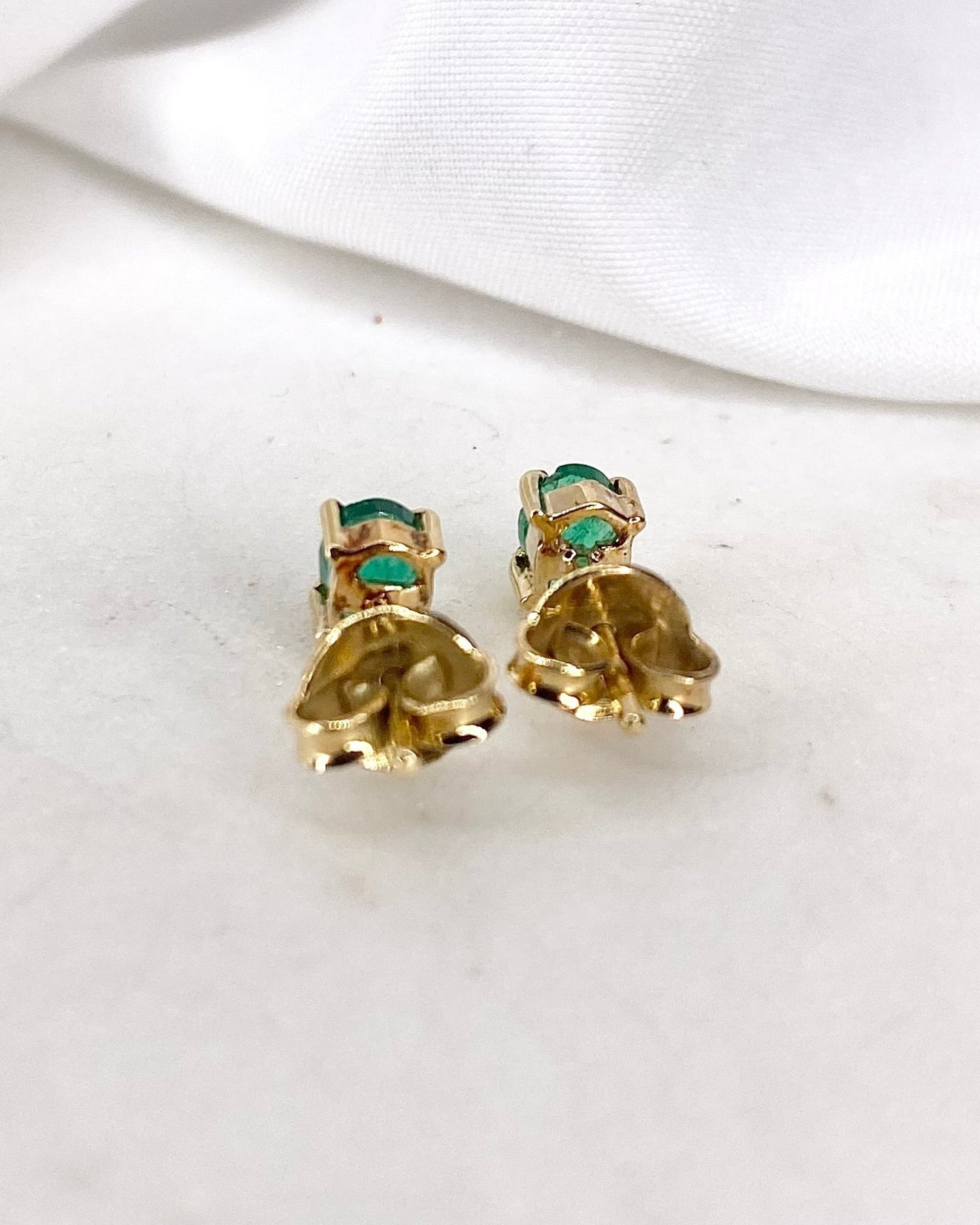 Puces Émeraudes 0.60 carat &quot;Melissa&quot; - Elliade Paris