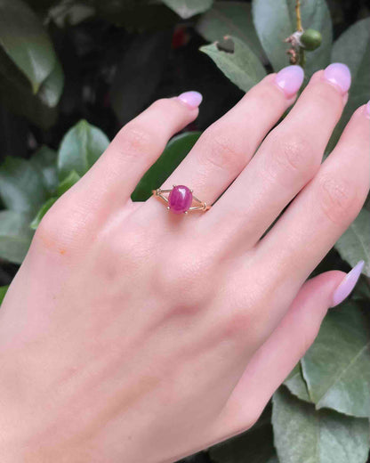 Bague solitaire Rubis 2.80 carats cabochon &quot;Mélanie&quot;