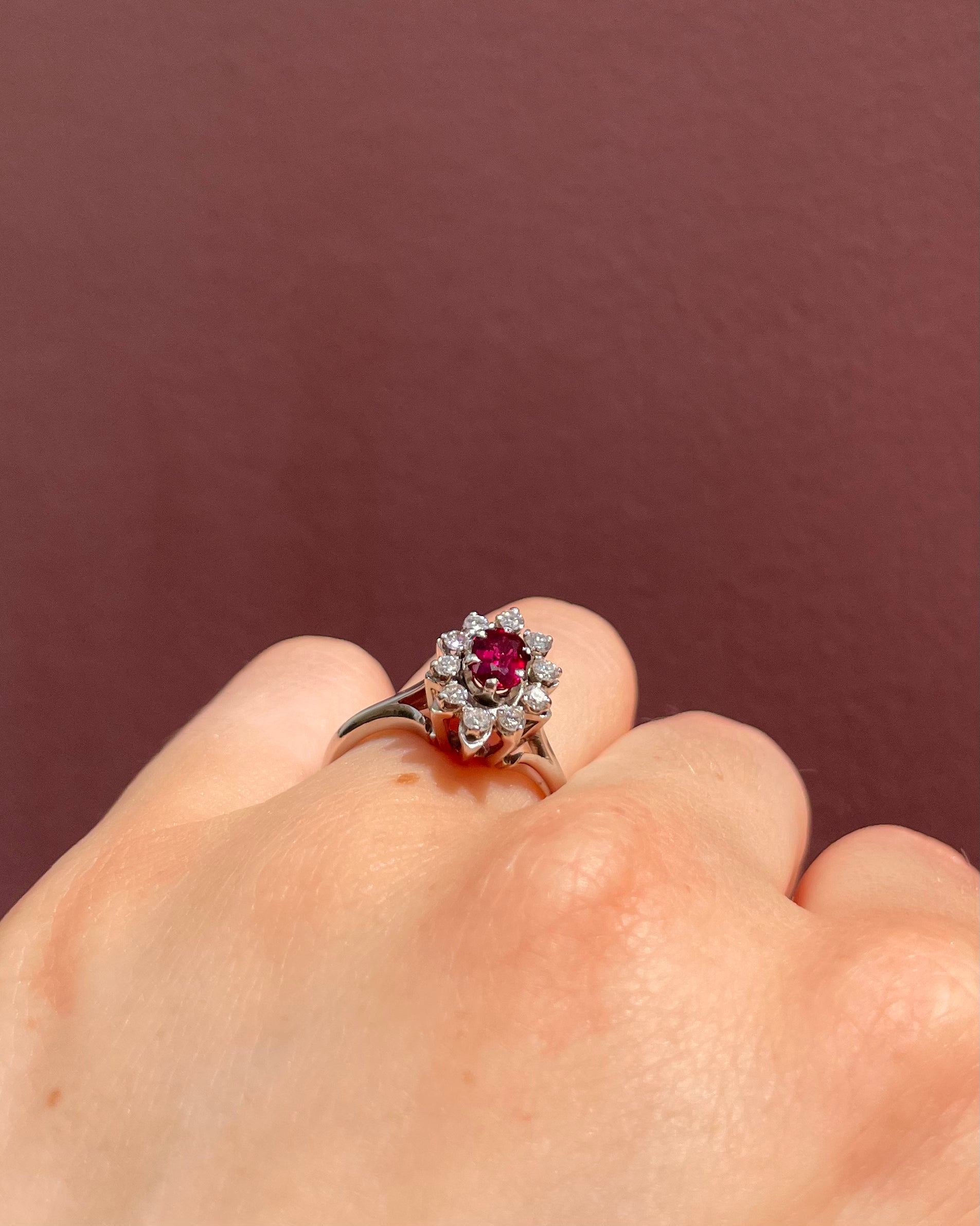 Bague Marguerite Rubis 0.70 carat &amp; Diamants "Yelma"
