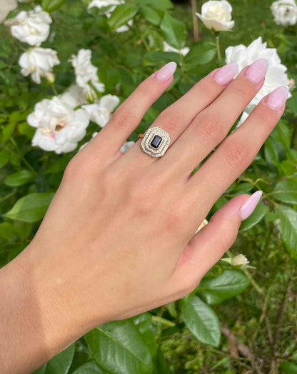 Bague Art-Déco Saphir et 60 Diamants &quot;July&quot;