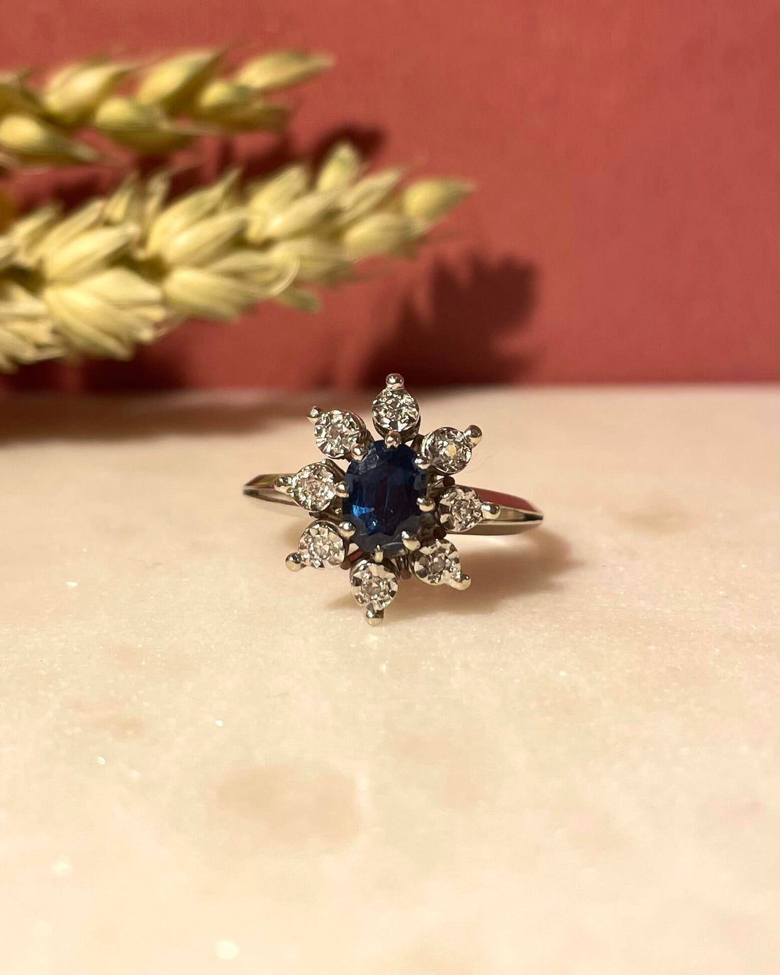 &quot;Élina&quot; 1 Carat Sapphire &amp;amp; Diamond Daisy Ring