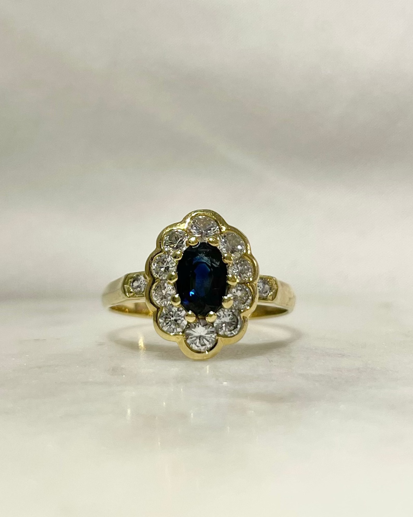 Bague Marguerite Saphir 1.30 carat &amp; Diamants "Kaéa"