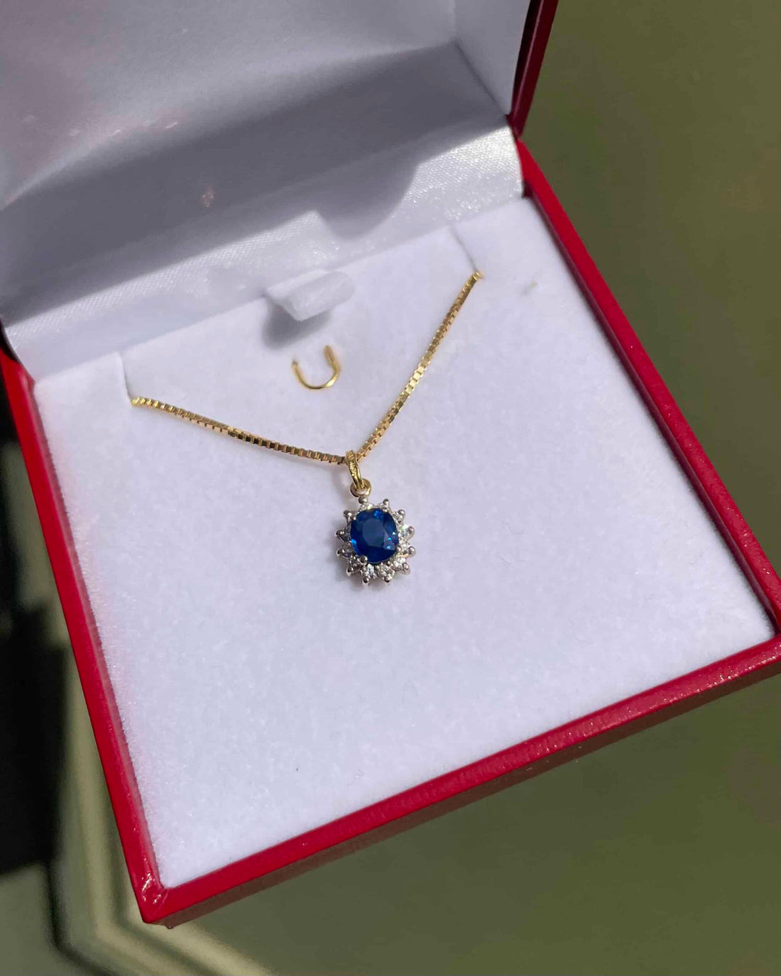 Pendentif Marguerite Saphir &amp; Diamants &quot;Andy&quot;