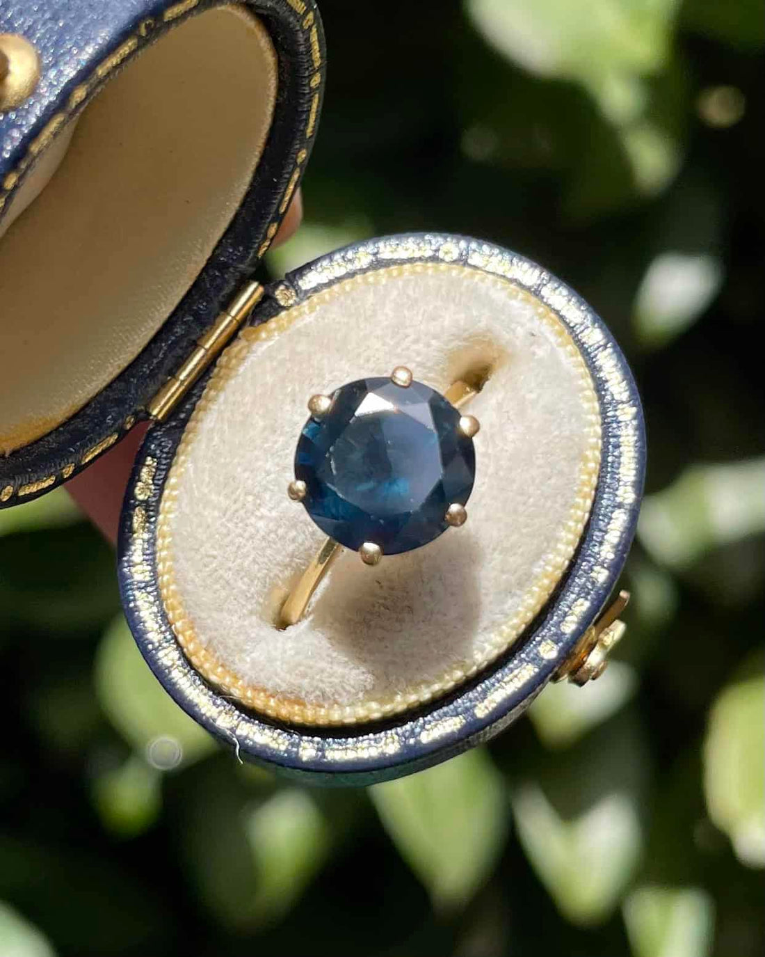 Bague Solitaire Saphir 5.60 Carats &quot;Pamela&quot;