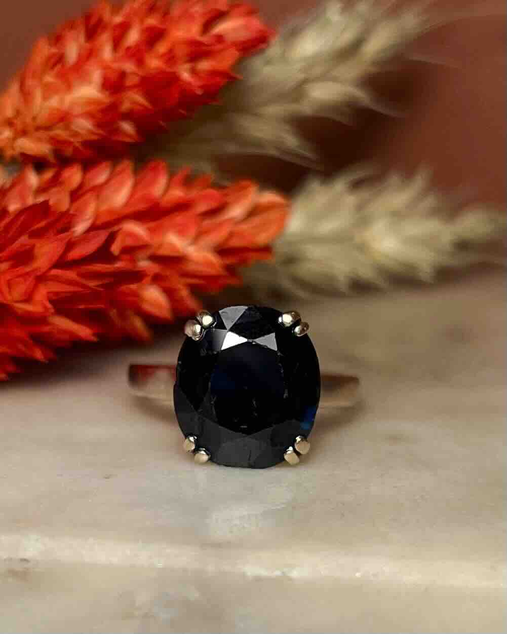 Bague Solitaire Saphir 5.40 Carats "Aubriella"