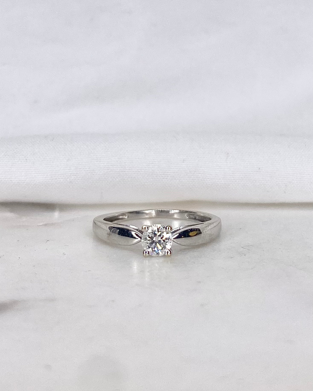 Bague Solitaire Diamant 0.30 carat &quot;Léonie&quot;