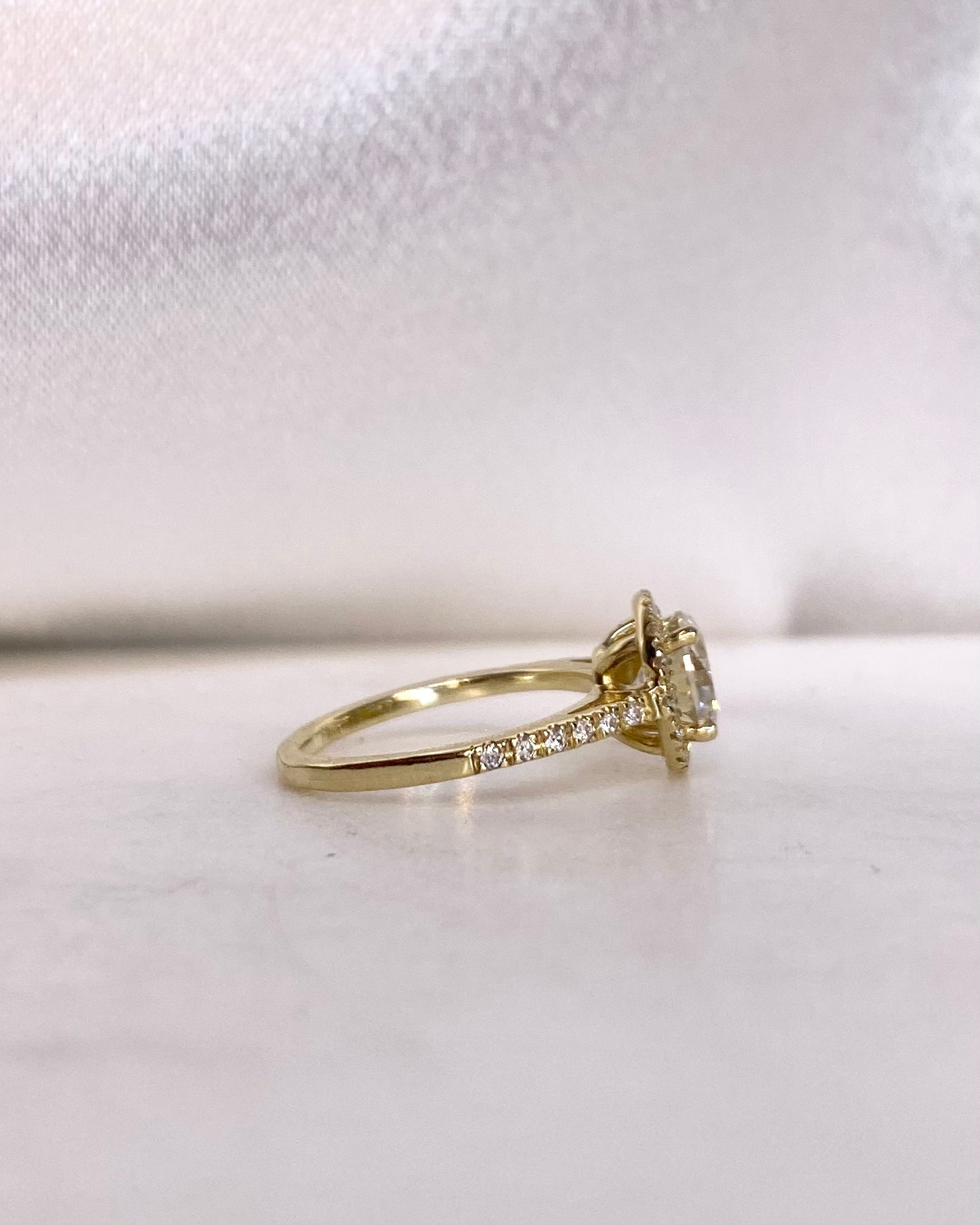 Bague Solitaire Diamants 1.28 carat &quot;Rodea&quot;