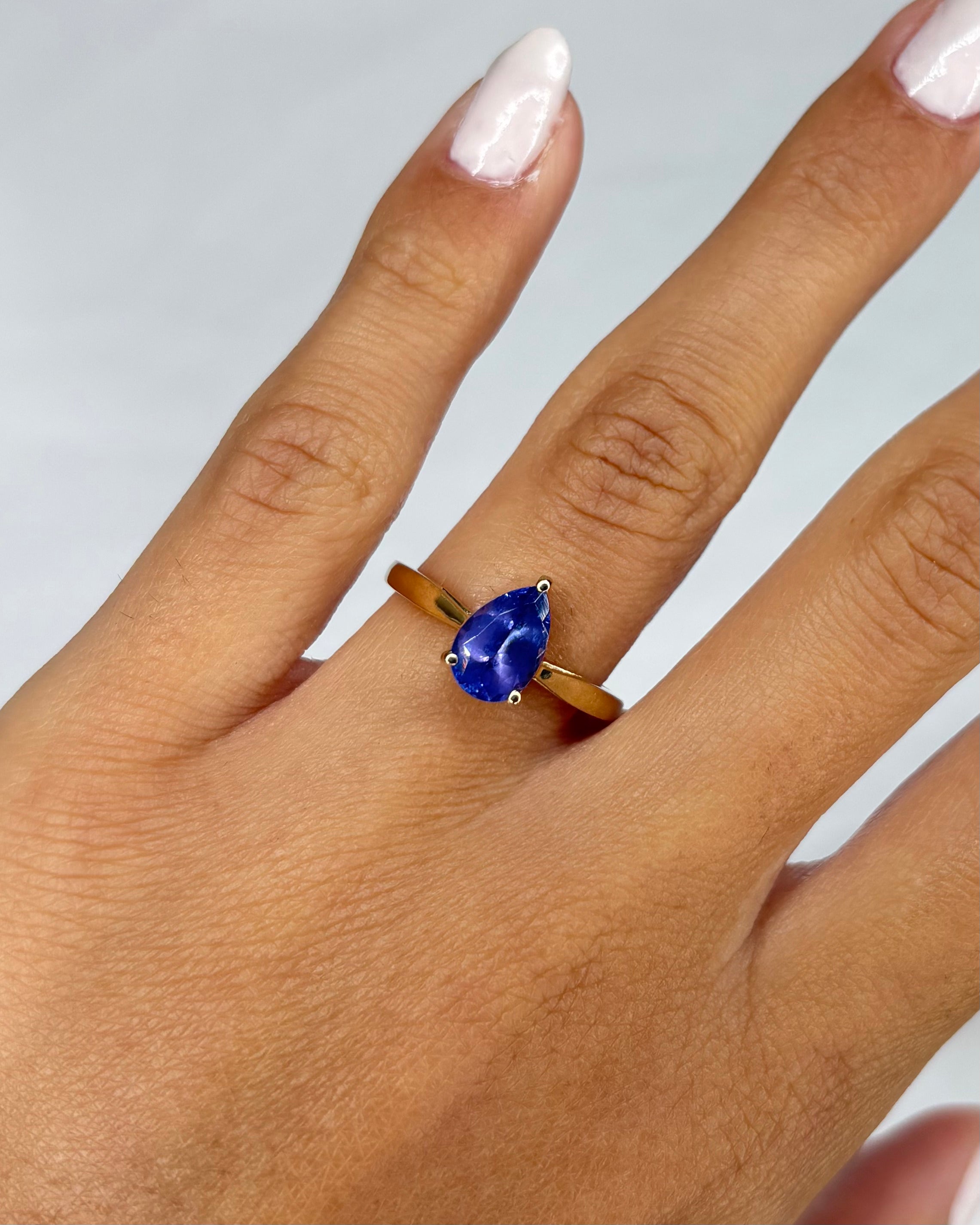 Bague Solitaire Tanzanite Poire 1.32 carat &quot;Roxanne&quot;