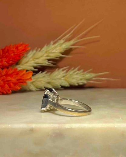 Bague Solitaire Saphir 5.40 Carats &quot;Aubriella&quot;