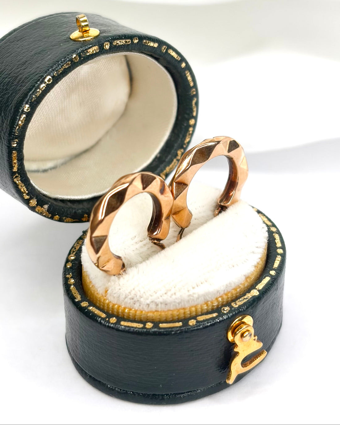 18-Carat Yellow Gold Hoop Earrings "Aurélia"