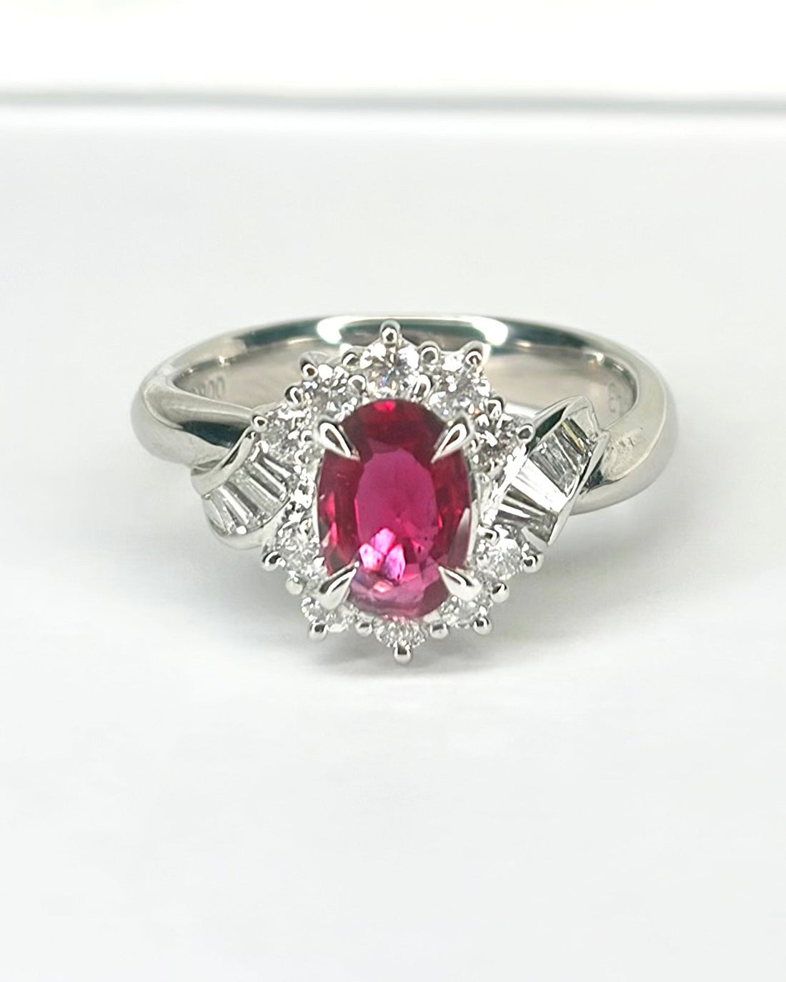 Bague Marguerite Rubis Mozambicain 0.71 carat &amp; Diamants 0.43 carat "Melinda"