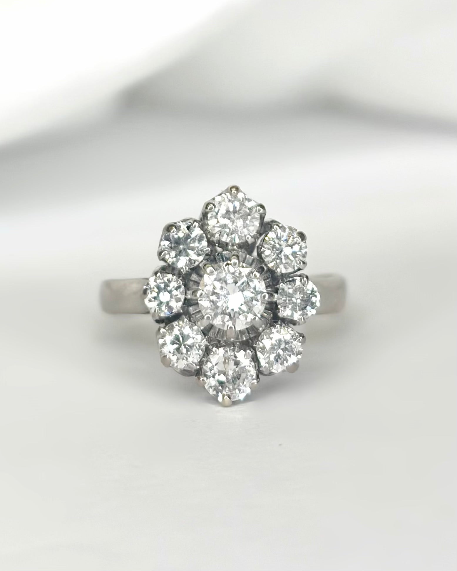 Bague Marguerite Diamants 1.20 carat "Pascale"