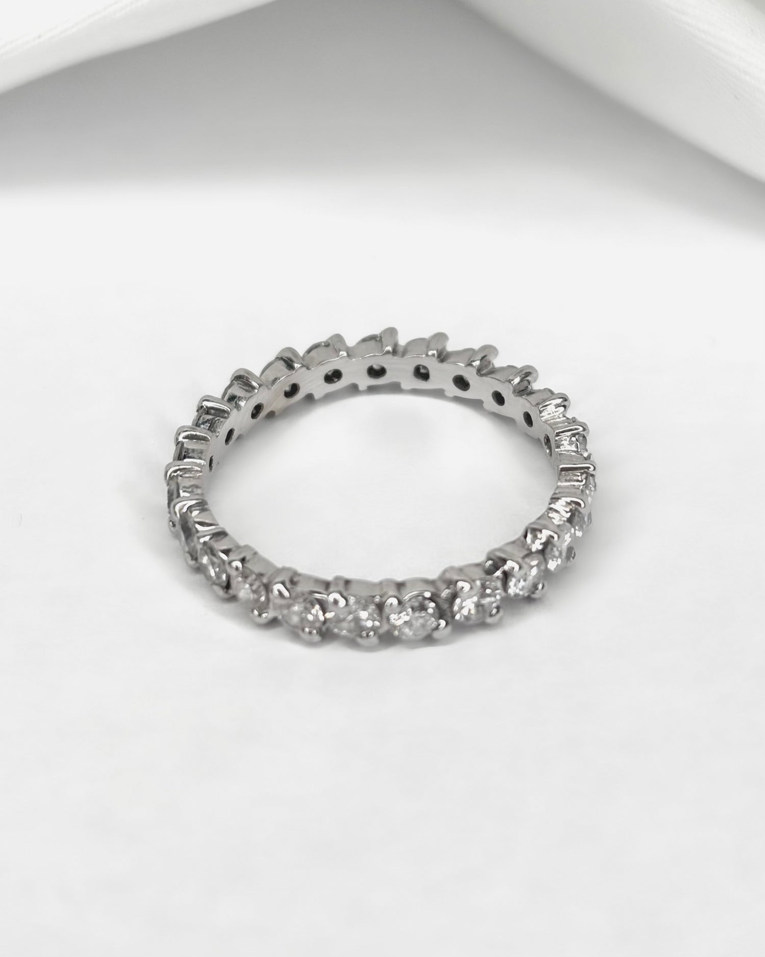 Alliance Américaine Diamants 0.69 carat "Enola"