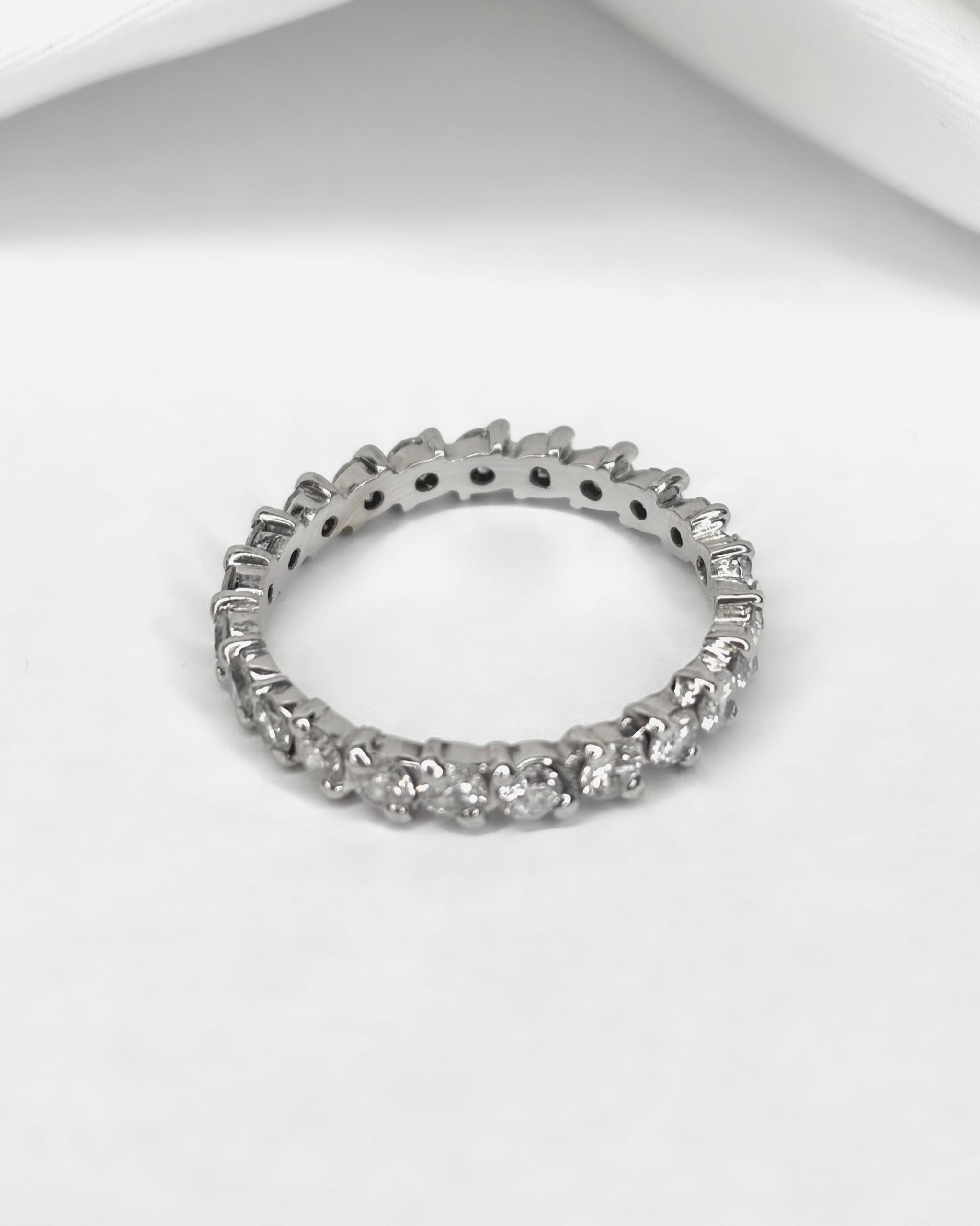 Alliance Américaine Diamants 0.69 carat "Enola"