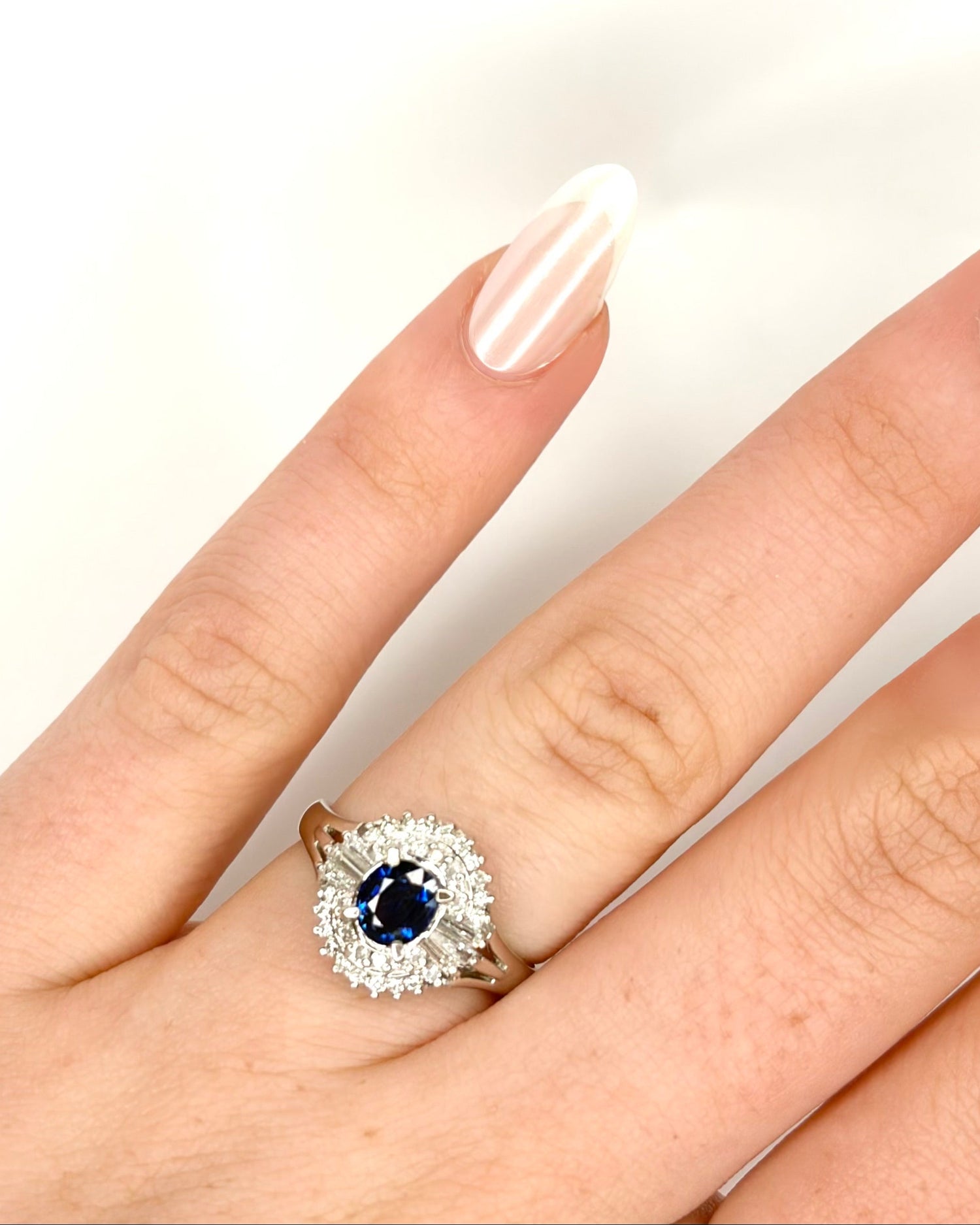 Bague Marguerite Saphir 0.60 carat &amp; Diamants 0.30 carat "Lana"