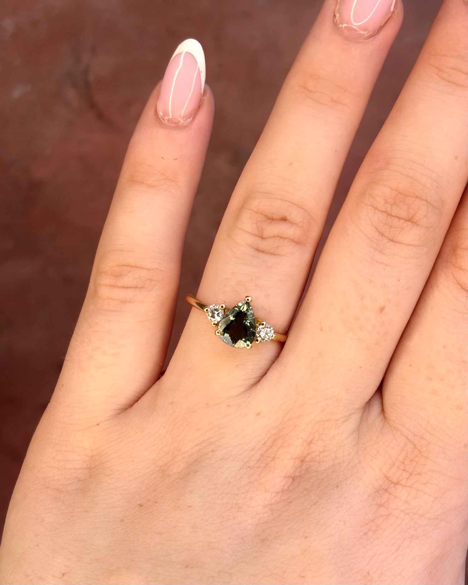Anillo trilogía de turmalina de 1.33 quilates y diamantes «Virginie»