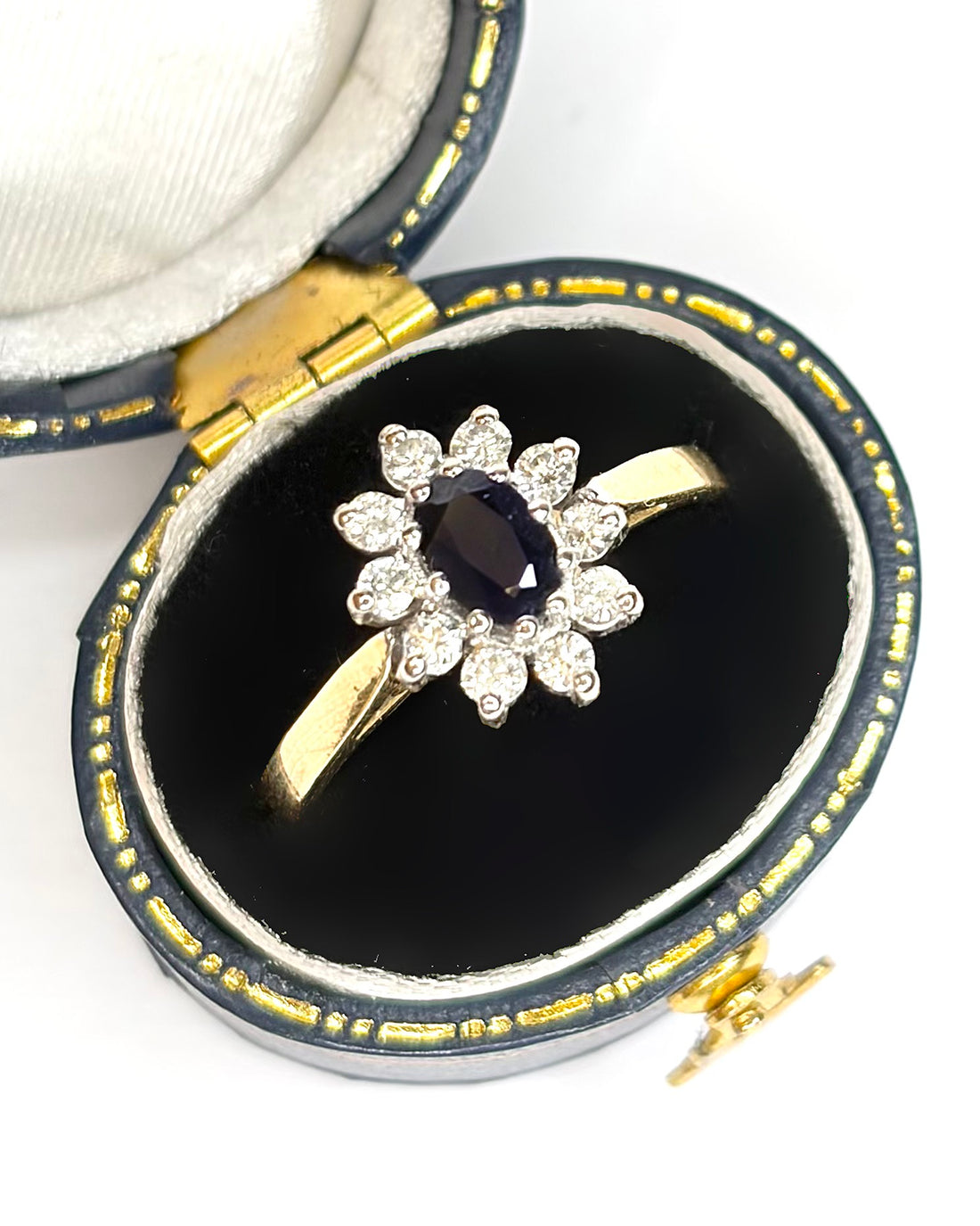 Bague Marguerite Saphir 0.70 carat &amp; Diamants 0.40 carat "Maryline"