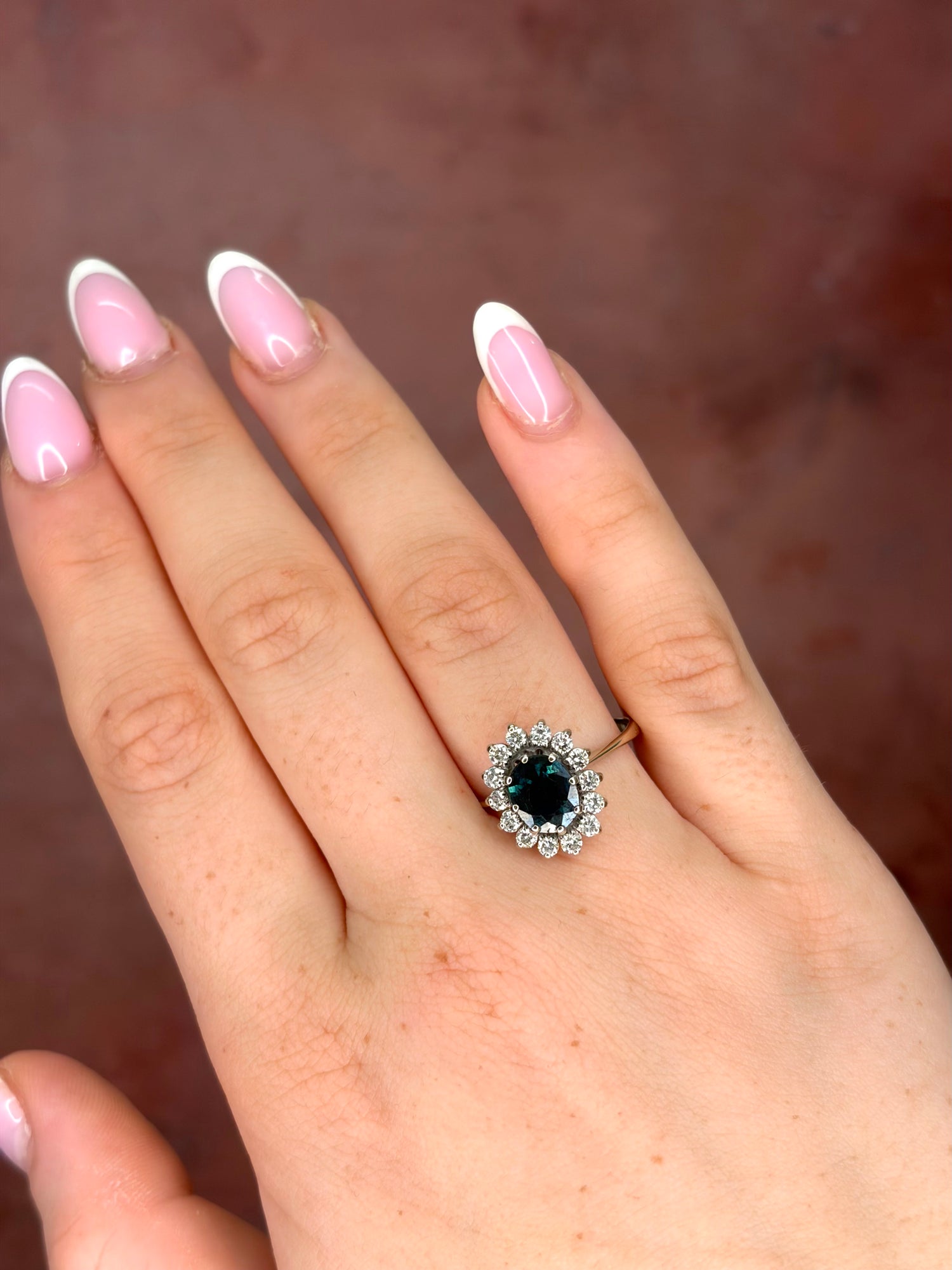 Bague Marguerite Saphir 2.02 carats &amp; Diamants 0.42 carat "Valérianne"