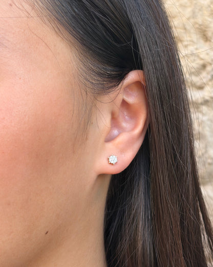 Pendientes de botón Margarita con diamantes "Soline"