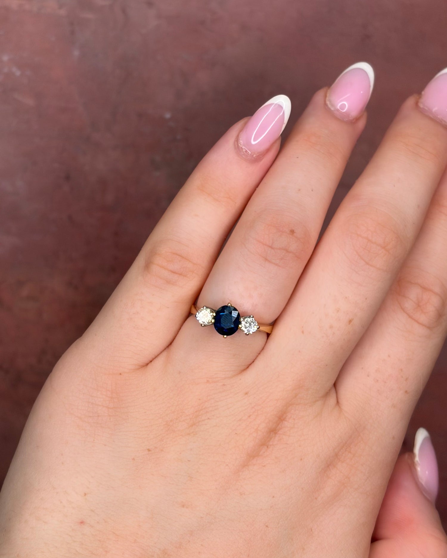Bague Trilogie Saphir 1.20 carat &amp; Diamants 0.30 carat "Roxane" - Elliade Paris