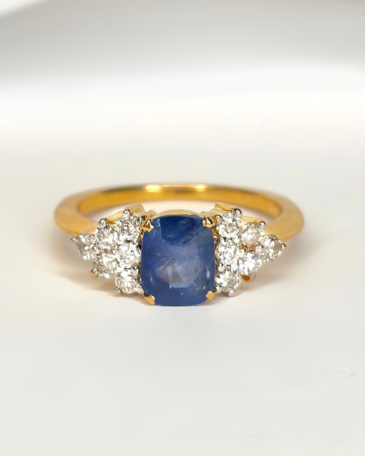 Bague Trilogie Saphir 1.40 carat &amp; Diamants 0.36 carat "Divine"