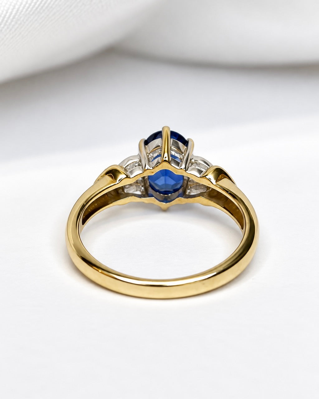 “Ambre” 1.50-carat Tanzanite &amp; Diamond Trilogy Ring