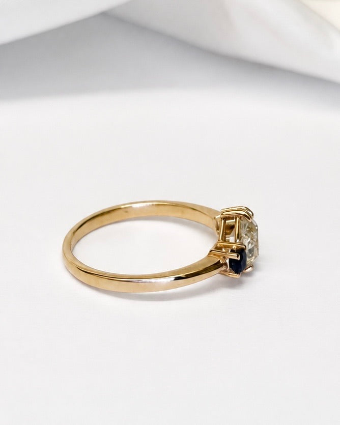 Bague Trilogie Aigue-Marine 0.98 carat &amp; Diamants 0.24 carat "Luana"