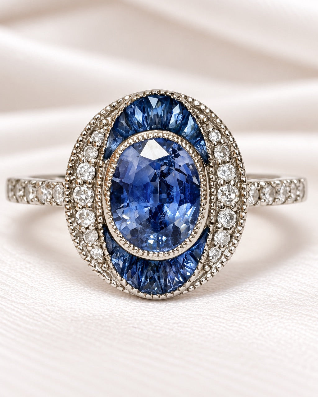 Bague Style Art-Déco Saphirs 2.44 carats &amp; Diamants 0.26 carat "Constance"