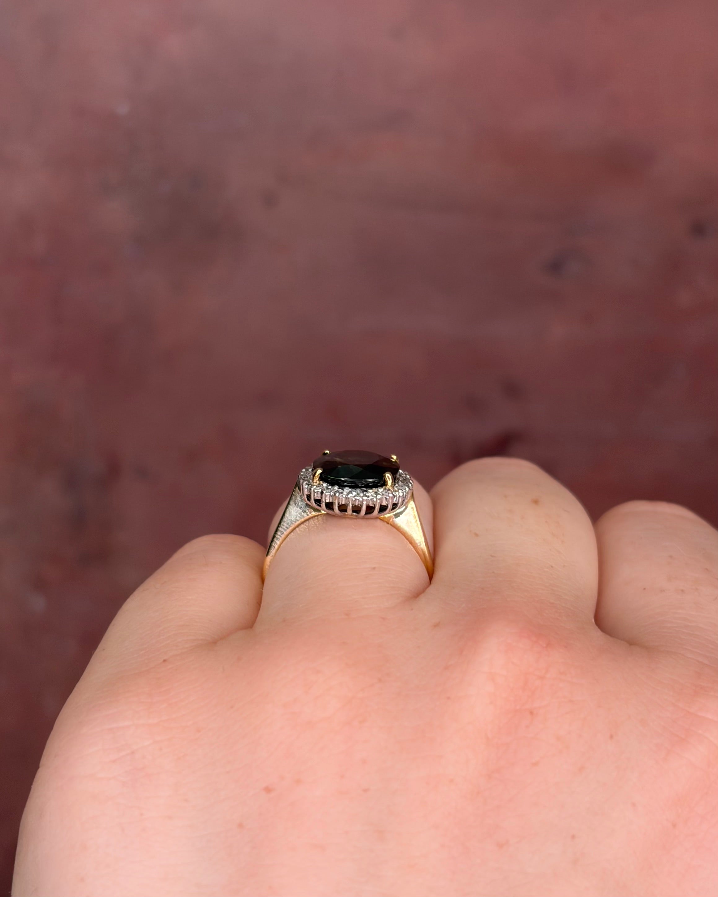 Bague Marguerite Saphir Vert 4.51 carats &amp; Diamants "Carmen" - Elliade Paris