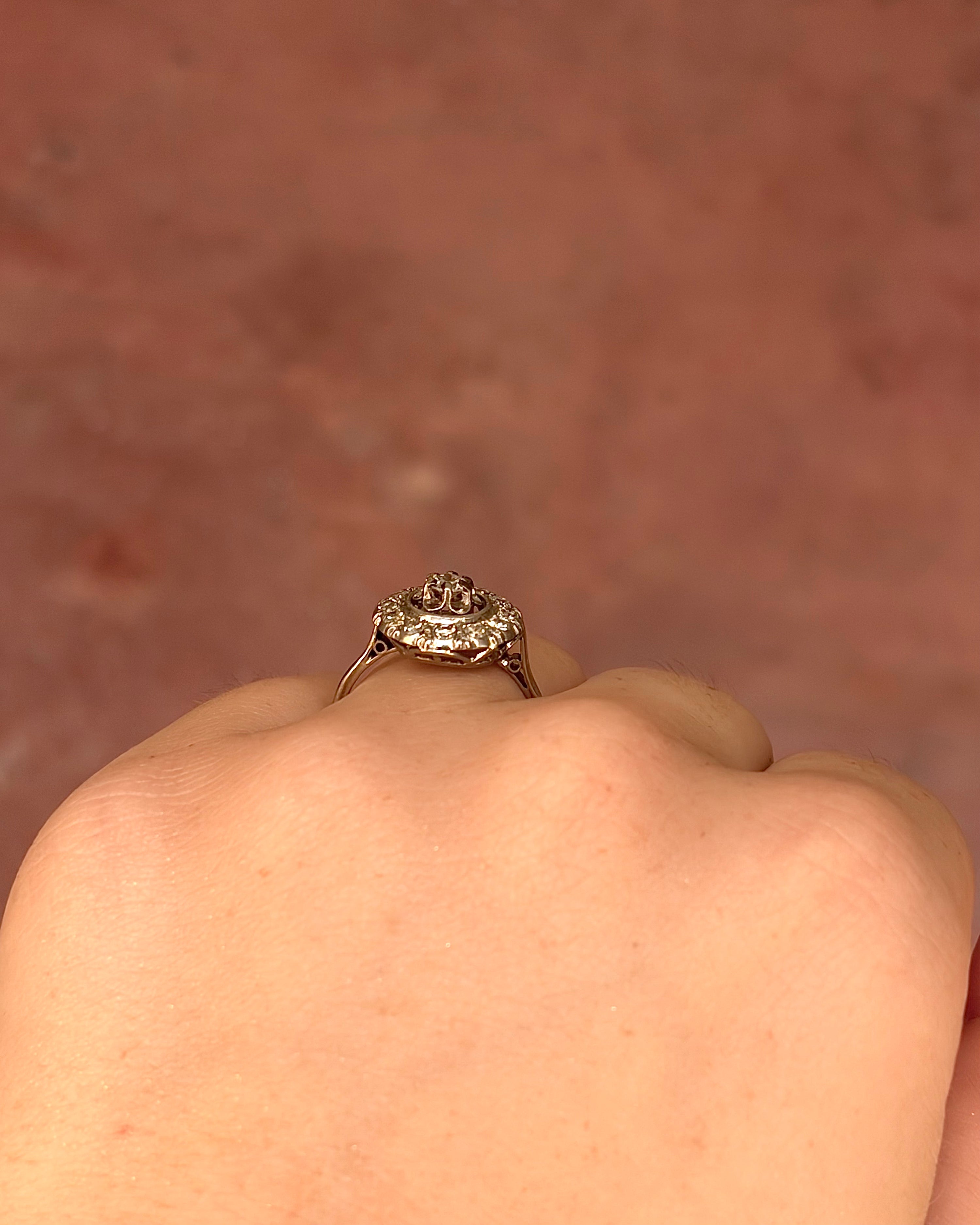 Art Deco Diamond Ring 0.39 Carat "Carla"