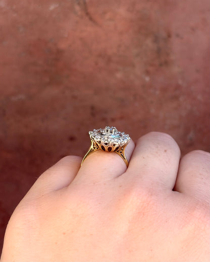 Anillo margarita de diamantes de 1.09 quilates y 4.17 g «Cornelia»