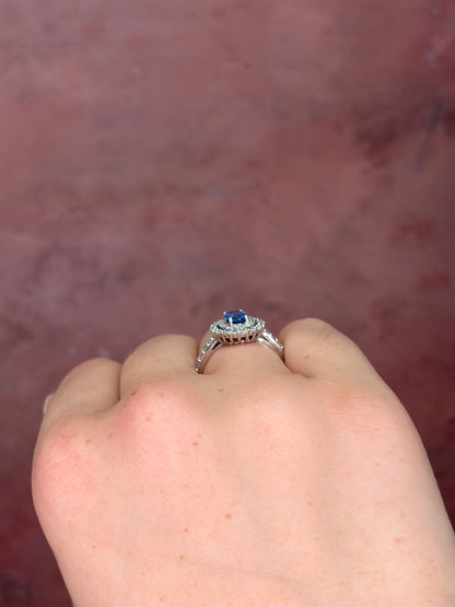 "Sandra" Ceylon Sapphire 0.85-carat &amp; Diamond 0.83-carat Marguerite Ring
