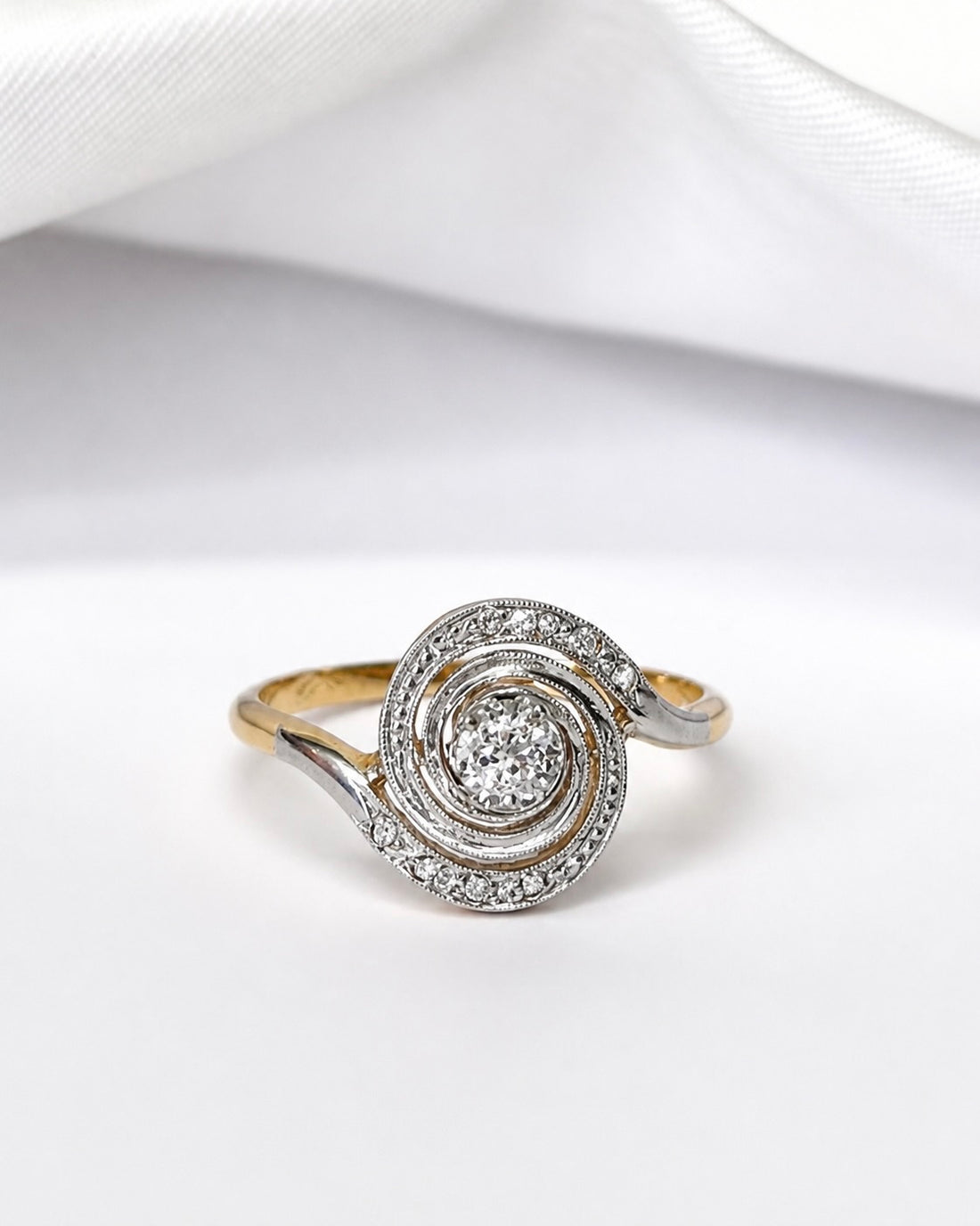 Bague Tourbillon Art Déco Diamants "Clémence"