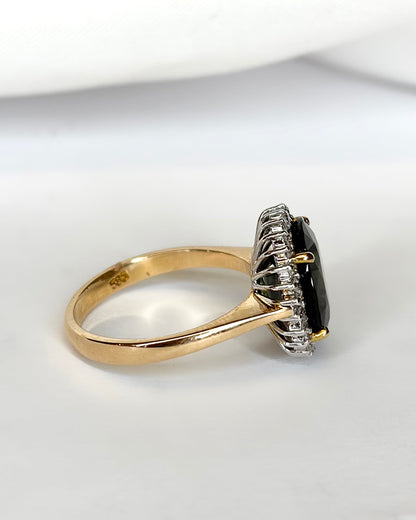 Bague Marguerite Saphir Vert 4.51 carats &amp; Diamants "Carmen" - Elliade Paris