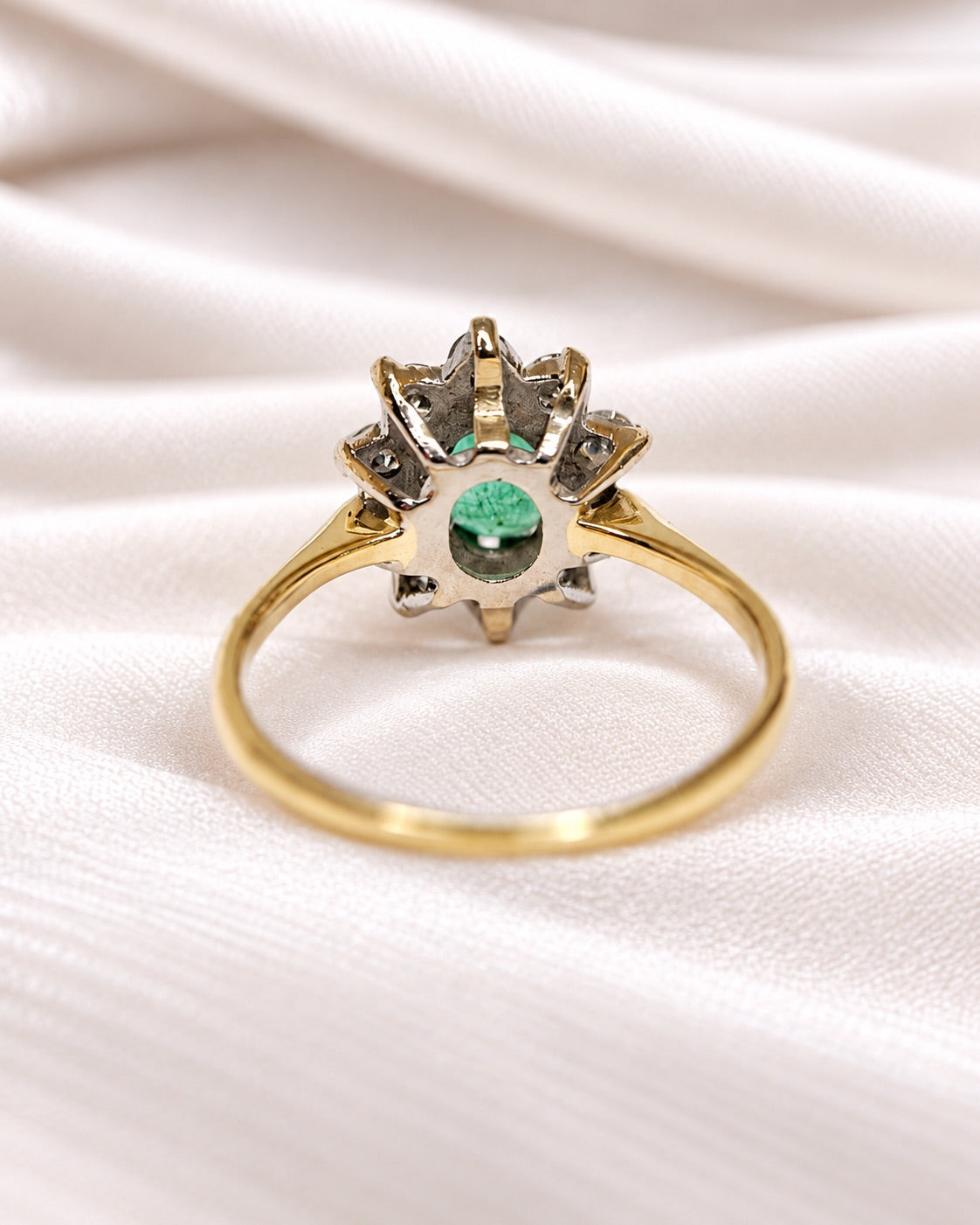 Bague Marguerite Émeraude 0.75 carat &amp; Diamants 0.50 carat "Hermoine"
