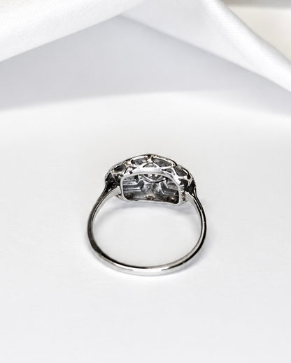Bague Style Art-Déco Diamants 0.20 carat "Michaela"