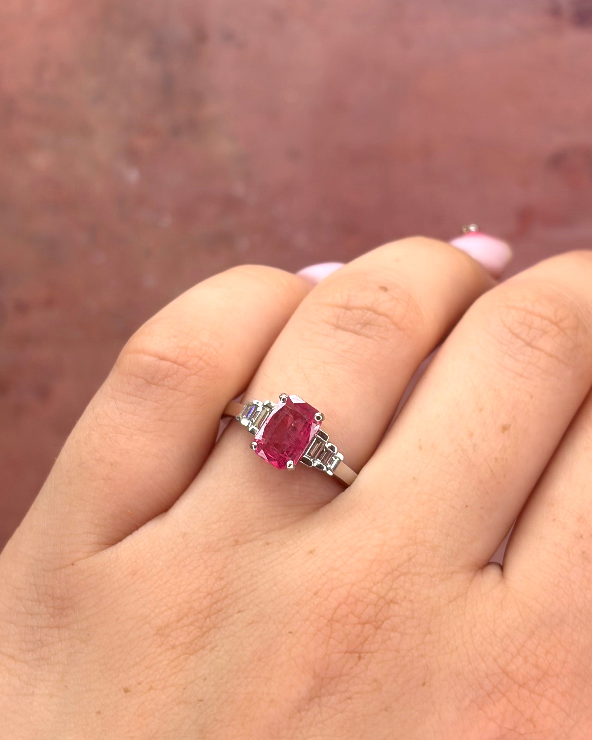 1.45-carat Pink Sapphire Trilogy Ring &amp; 4.37 g Diamonds "Gisèle"