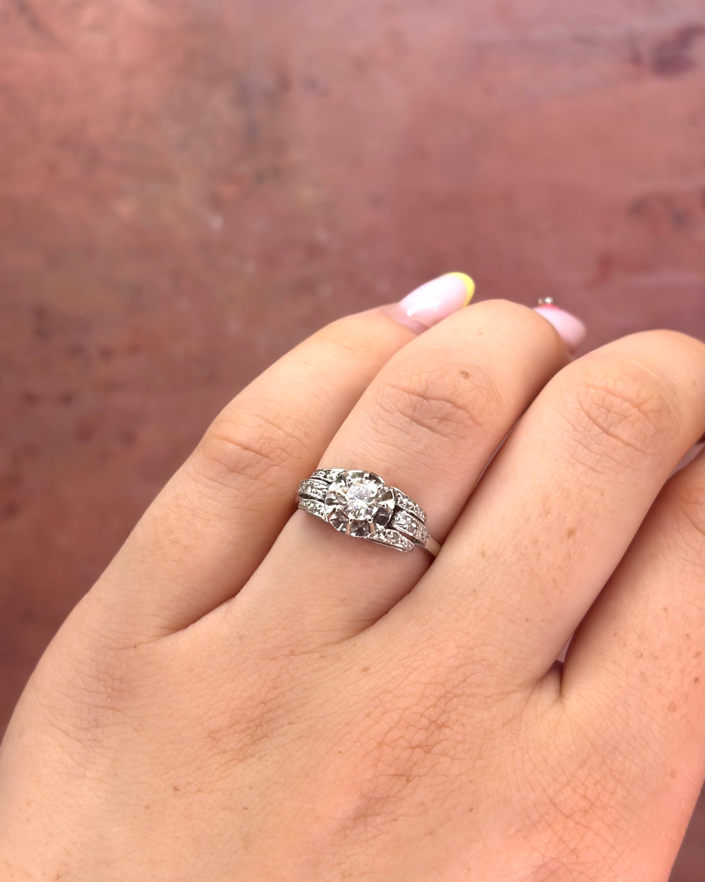0.42-carat Art Deco Diamond Ring "Eleonore"