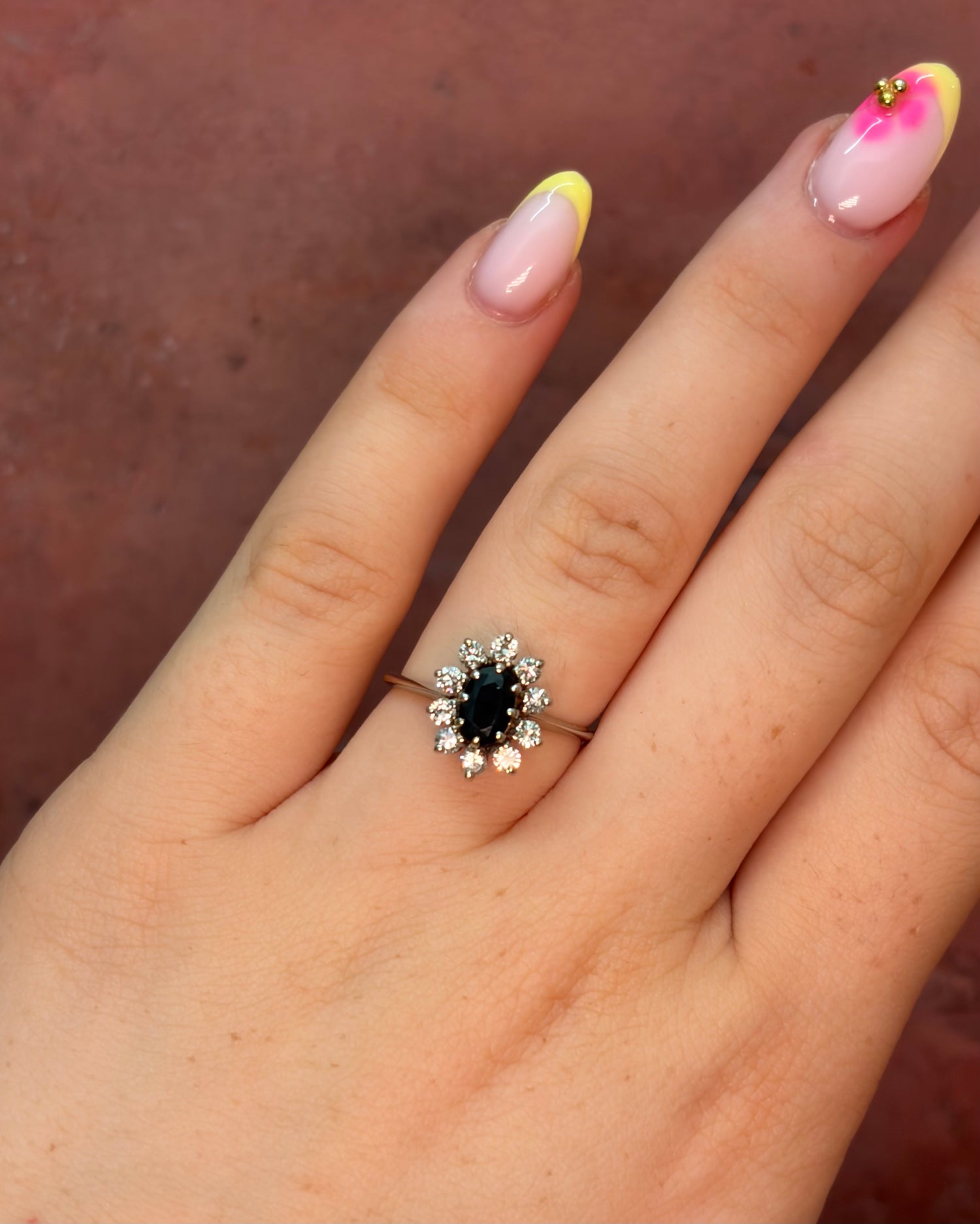 Bague Marguerite Saphir 0.75 carat &amp; Diamants 0.40 carat "Michelle"