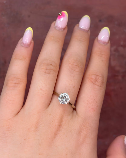 1.56-carat estimated F/VVS diamond solitaire ring "Sandra"