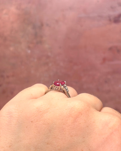 1.45-carat Pink Sapphire Trilogy Ring &amp; 4.37 g Diamonds "Gisèle"