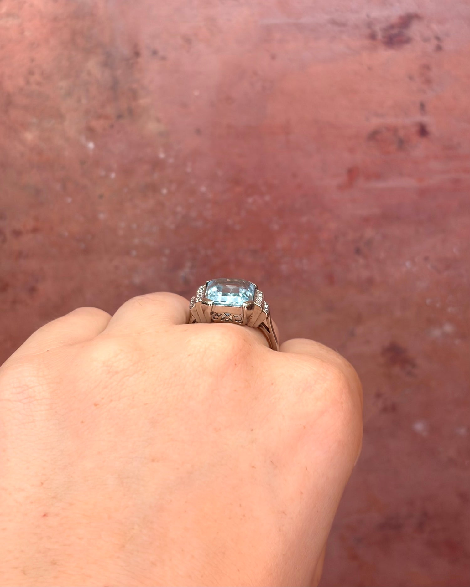 Art Deco Aquamarine Ring 6.50 carats 6.93g "Lisette"