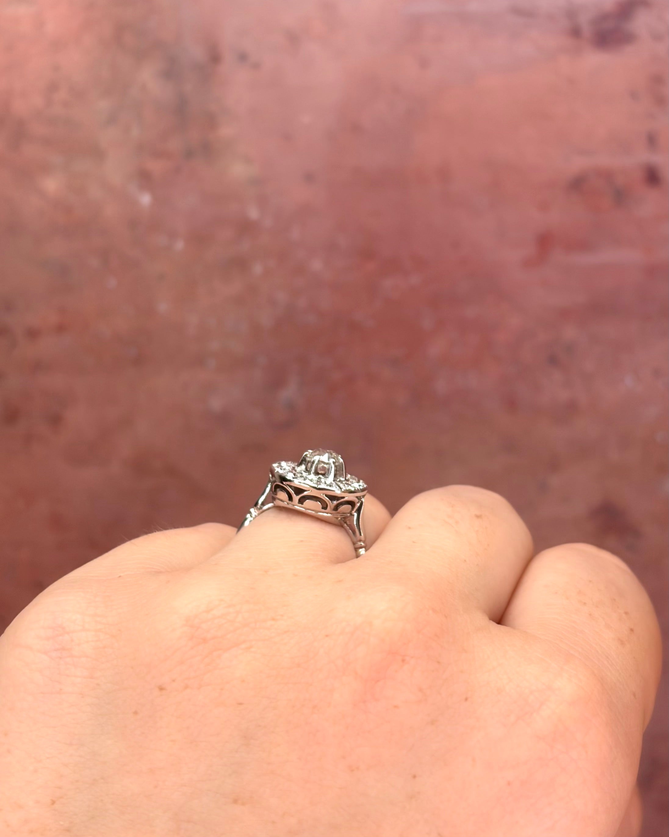 Art Deco Diamond Ring 0.98 carat 4.24g "Jaelle"