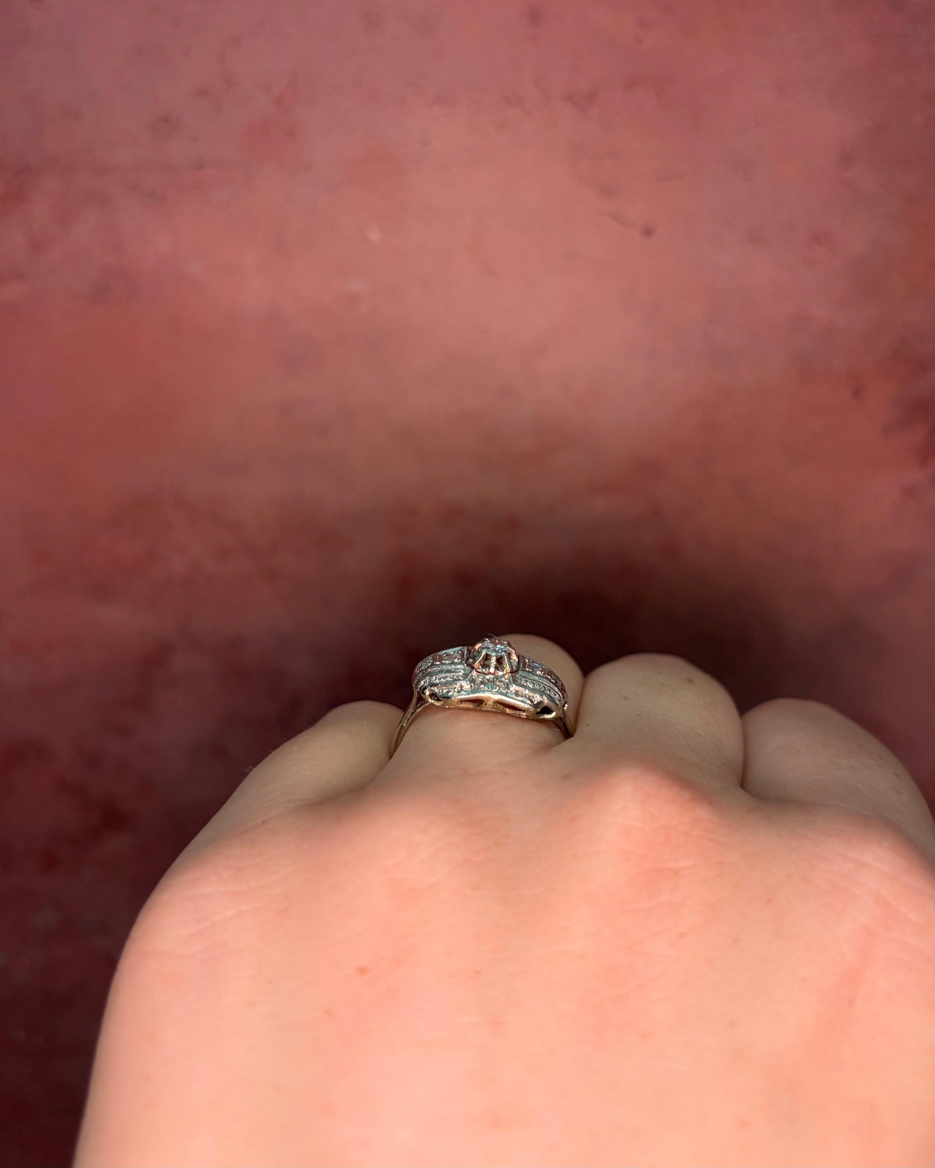 Bague Style Art-Déco Diamants 0.20 carat "Michaela"