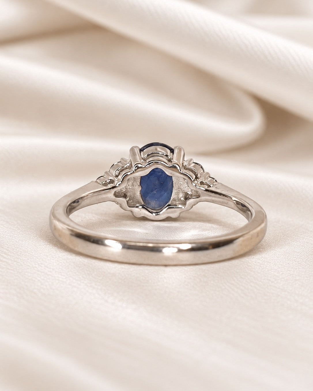 Bague Trilogie Saphir 0.85 carat &amp; Diamants "Aby"