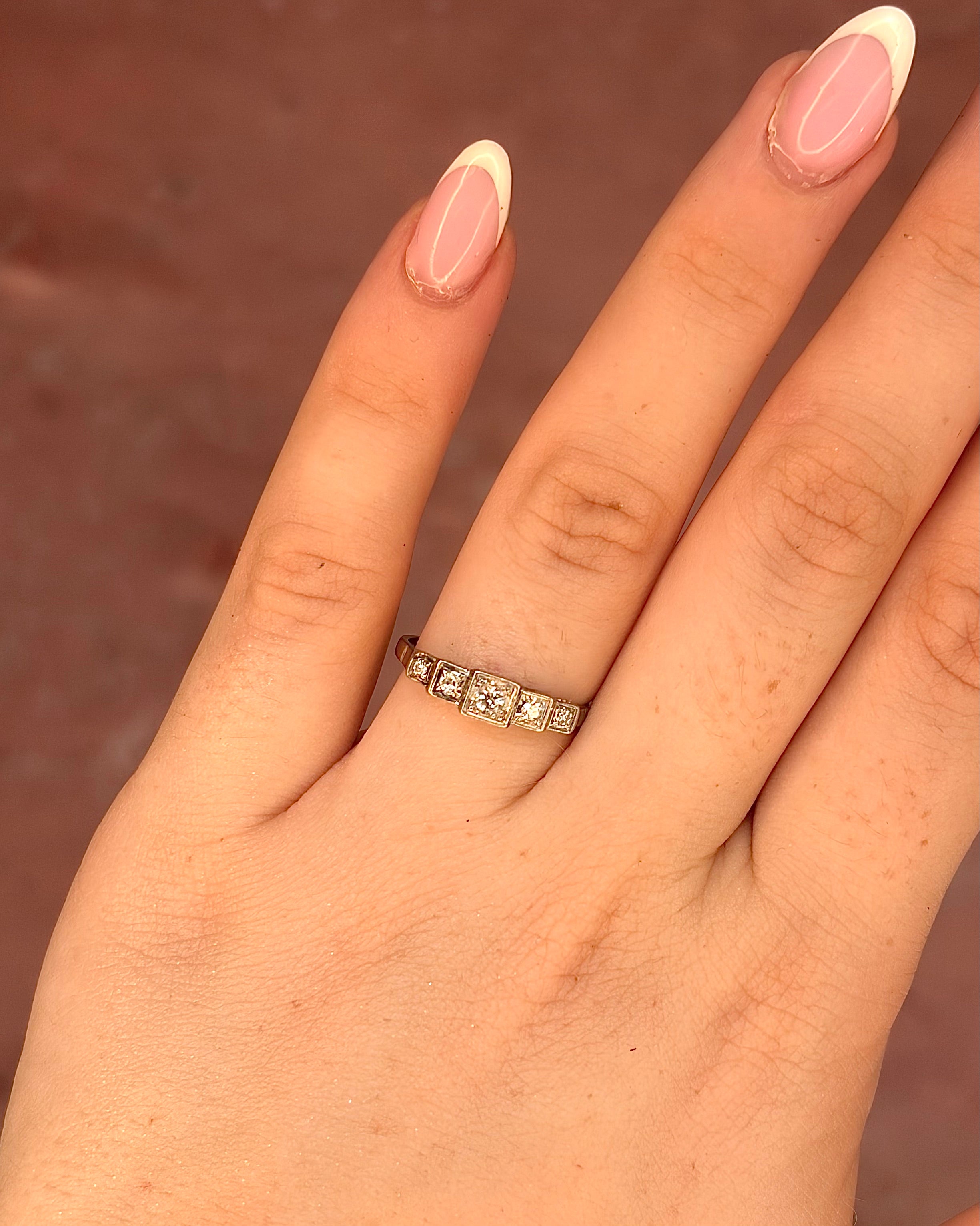 Bague Rivière Art-Déco Diamants "Diana"
