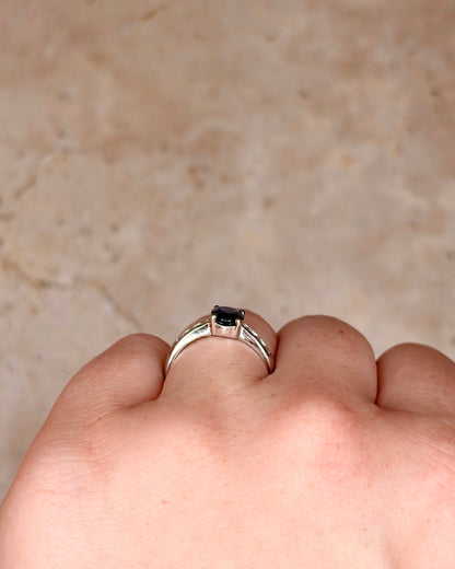Solitaire Sapphire 1 Carat &amp; Diamonds Ring "Gina"