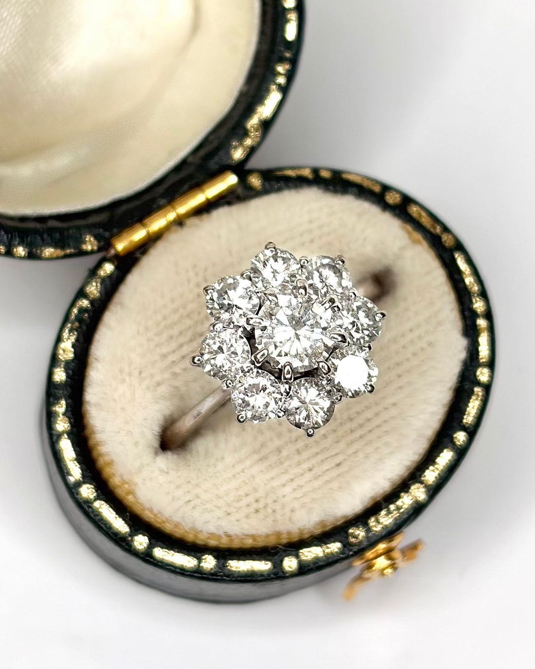 Bague Marguerite Diamants 1.30 carat "Marie"