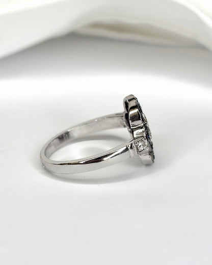 Anillo Art Déco con zafiro de 0,56 quilates y diamantes de 0,56 quilates "Nina"