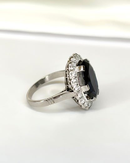 Marguerite Sapphire Ring 4.60 Carats, Diamonds 0.72 Carat &amp; Platinum 6.64g "Lynda"